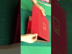 Karton-Blütenzylinder mit Gold-Hotstempel