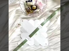 Kleidung Geschenk Schmuck Custom Printed Paper Bags 150gm 210gm 250gm Dicke